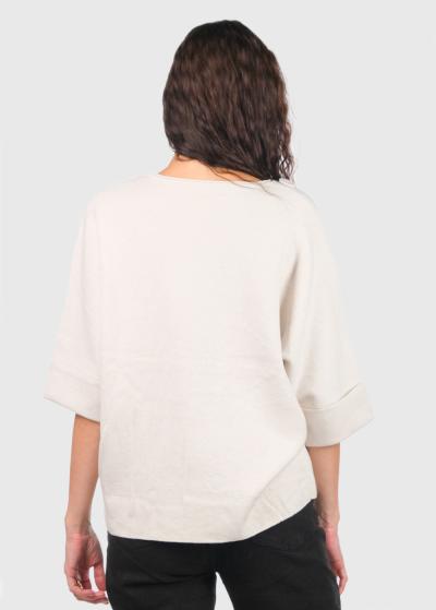 Abigail gaiši bēšs džemperis ar trīs ceturtdaļu piedurknēm - back