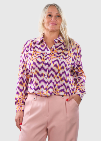 Victoriana Plus Size printed blouse
