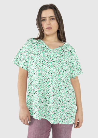 Alena Plus Size blouse with short sleeves