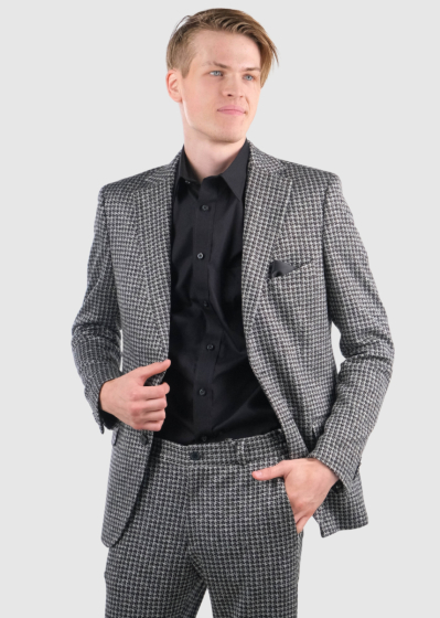 Komfortabls uzvalks - super staipīgs vīriesu uzvalks