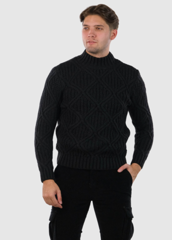 Layne black knitted sweater