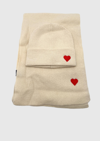 Hope beige scarf and hat with heart