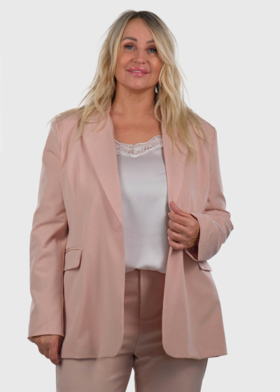 Diara Plus Size pink women's blazer