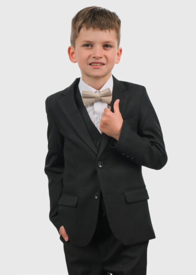 Kuro black suit