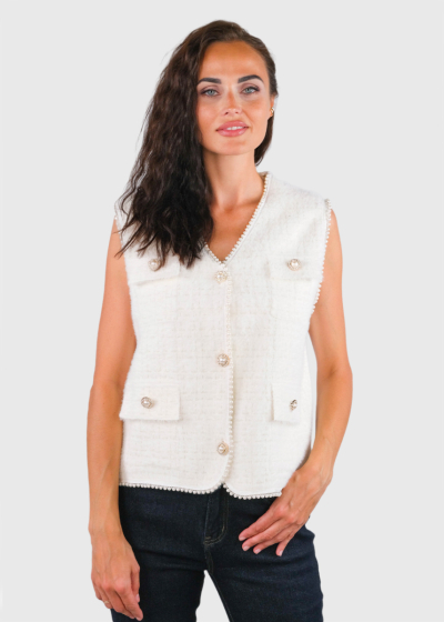 Zelena balta veste ar pogām