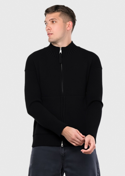 Черная кофта на молнии