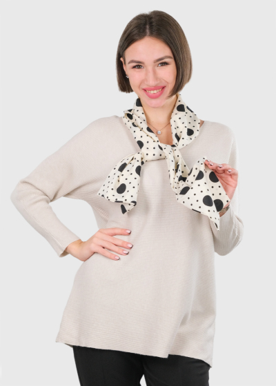 Amanda бежевый свитер с платком