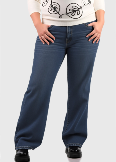 Claire Plus Size blue jeans with pockets