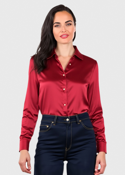 Whit dark red buttoned blouse
